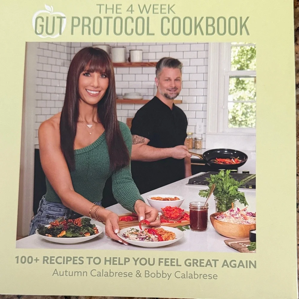 The 4 Week Gut Protocol Cookbook - Green Cover